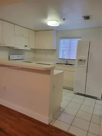 $3,100 | Lower Brickell, Miami, FL 33129