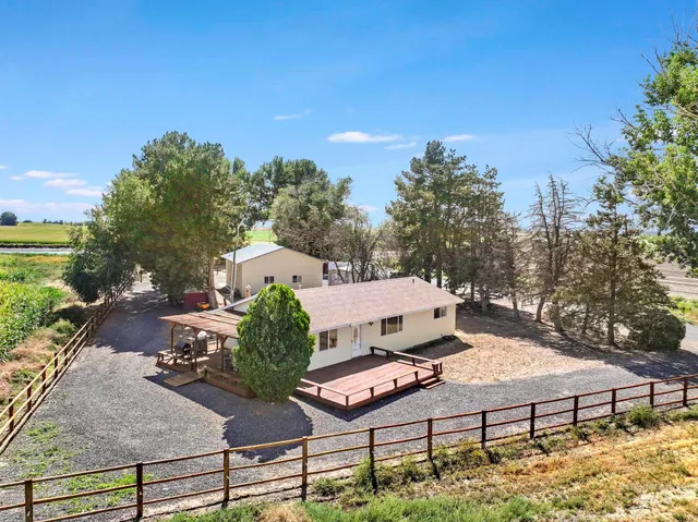 $425,000 | 2036 South 2000 East, Gooding, ID 83330
