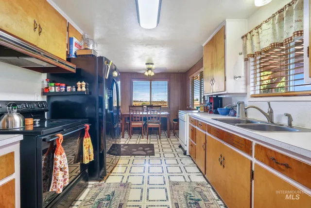 $425,000 | 2036 South 2000 East, Gooding, ID 83330