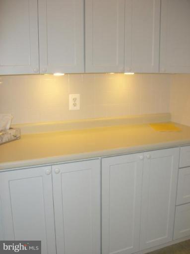 119 Cross Keys Road, Unit R119C Baltimore, MD 21210 - Photo 12 of 30 Kitchen