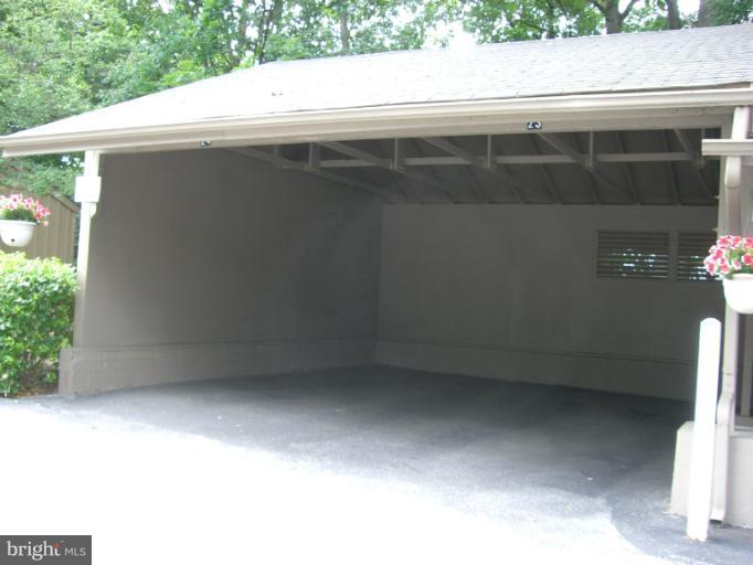 119 Cross Keys Road, Unit R119C Baltimore, MD 21210 - Photo 25 of 30 Exterior (General)