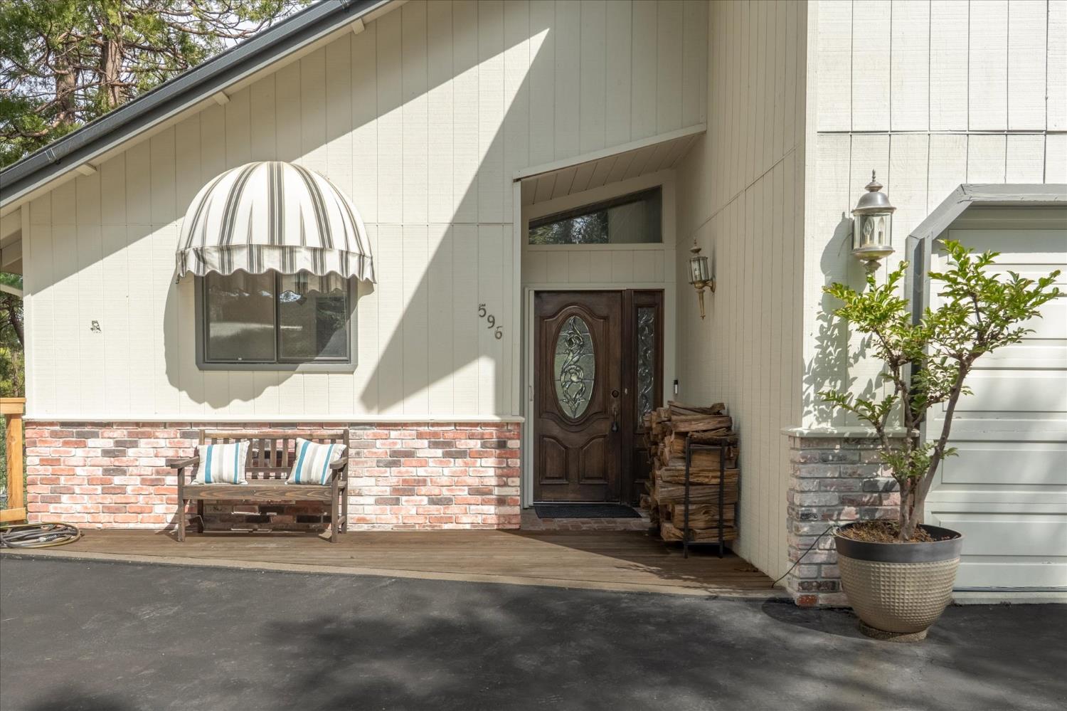 596 Sugarbush Lane Murphys, CA 95247 - Photo 3 of 48