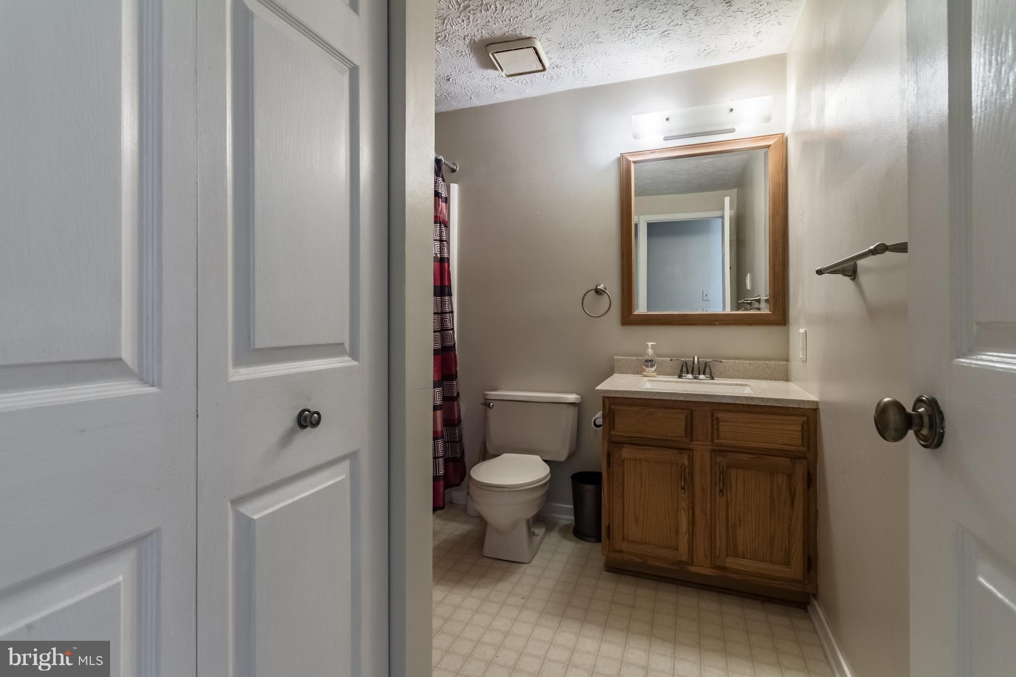 377 Cross Junction Road Cross Junction, VA 22625 - Photo 32 of 40 full bath