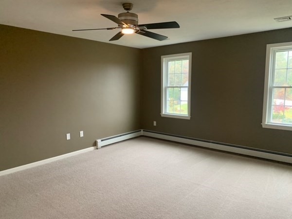 37 Box Turtle Drive Rochester, MA 02770 - Photo 10 of 20