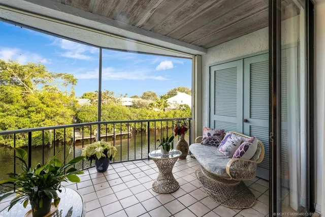 a outdoor view with a sitting space