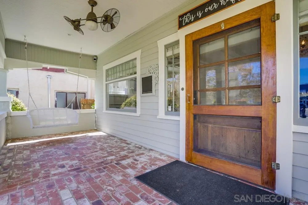 745 Main Street Ramona, CA 92065 - Photo 4 of 40 a view of an entryway of house