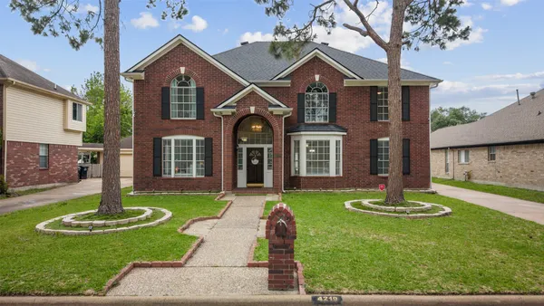 $429,999 | 4219 Glenchase Lane, Houston, TX 77014