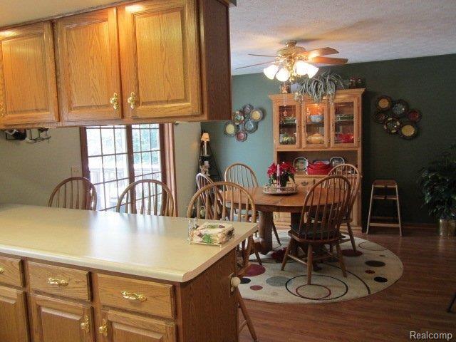47246 Hull Road Belleville, MI 48111 - Photo 8 of 17 IMG_0603.JPG