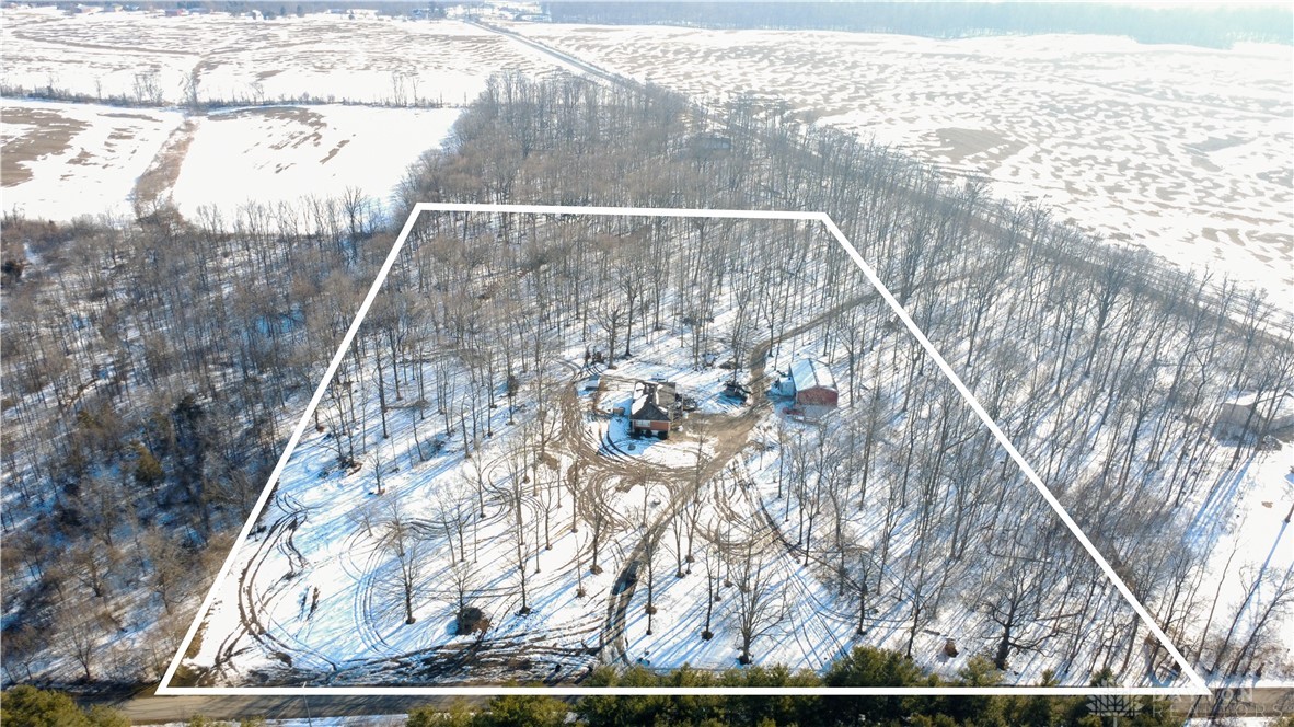 1229 Eaton Fort Nesbit Road New Paris, OH 45347 - Photo 11 of 47