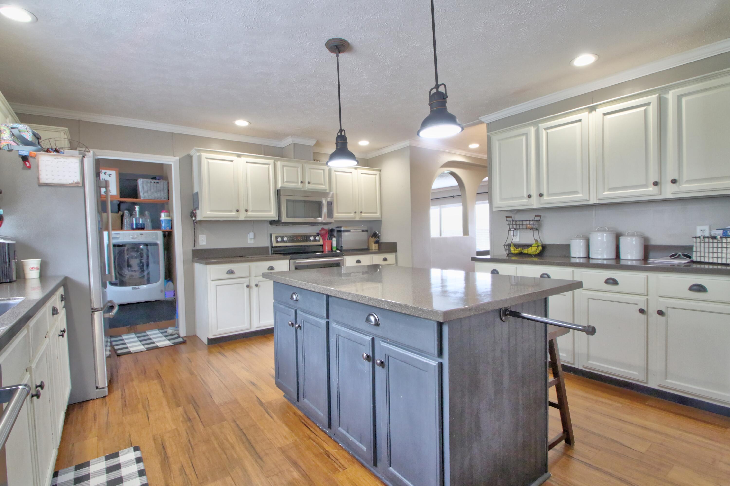 440 Slate Lick Church Road London, KY 40741 - Photo 20 of 41 37