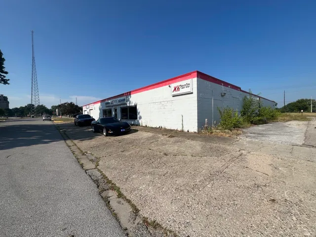 $729,000 | 124 North 2nd Street, Terre Haute, IN 47807