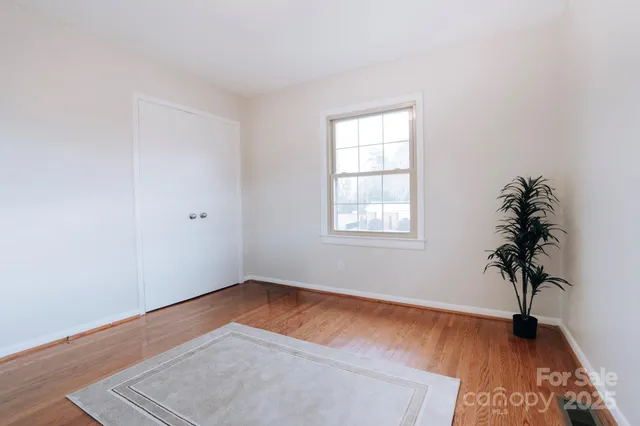 $239,900 | 185 33rd Street Northwest, Hickory, NC 28601