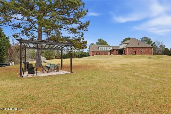 $725,000 | 116 Sky Meadow Road, Flora, MS 39071