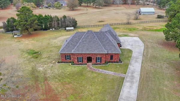 $725,000 | 116 Sky Meadow Road, Flora, MS 39071