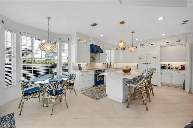 $1,650,000 | 1717 Gulfstar Drive South, Unit 202, Naples, FL 34112
