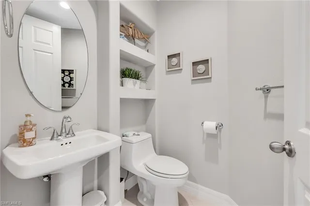 $1,650,000 | 1717 Gulfstar Drive South, Unit 202, Naples, FL 34112