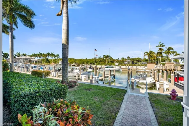 $1,650,000 | 1717 Gulfstar Drive South, Unit 202, Naples, FL 34112