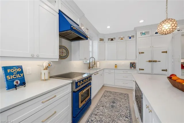 $1,650,000 | 1717 Gulfstar Drive South, Unit 202, Naples, FL 34112