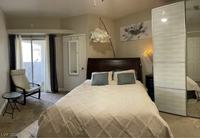 $1,950 | 2975 Bluegrass Lane, Unit 821, Henderson, NV 89074
