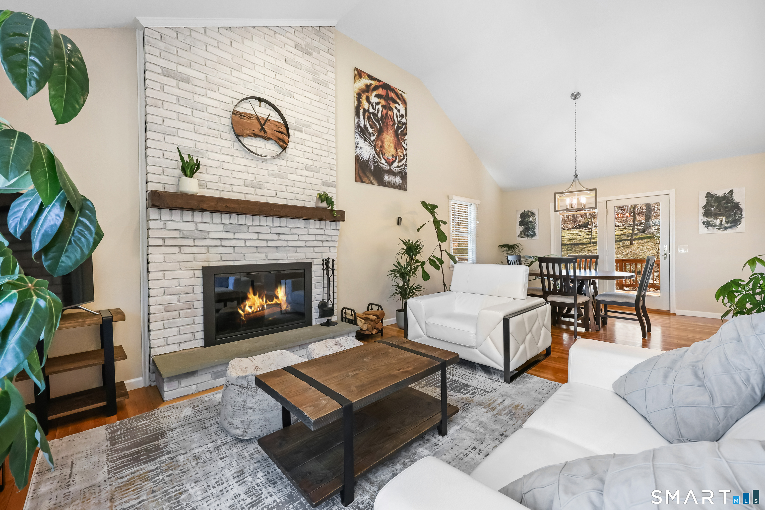 262 Ivy Hill Road Ridgefield, CT 06877 - Photo 6 of 30