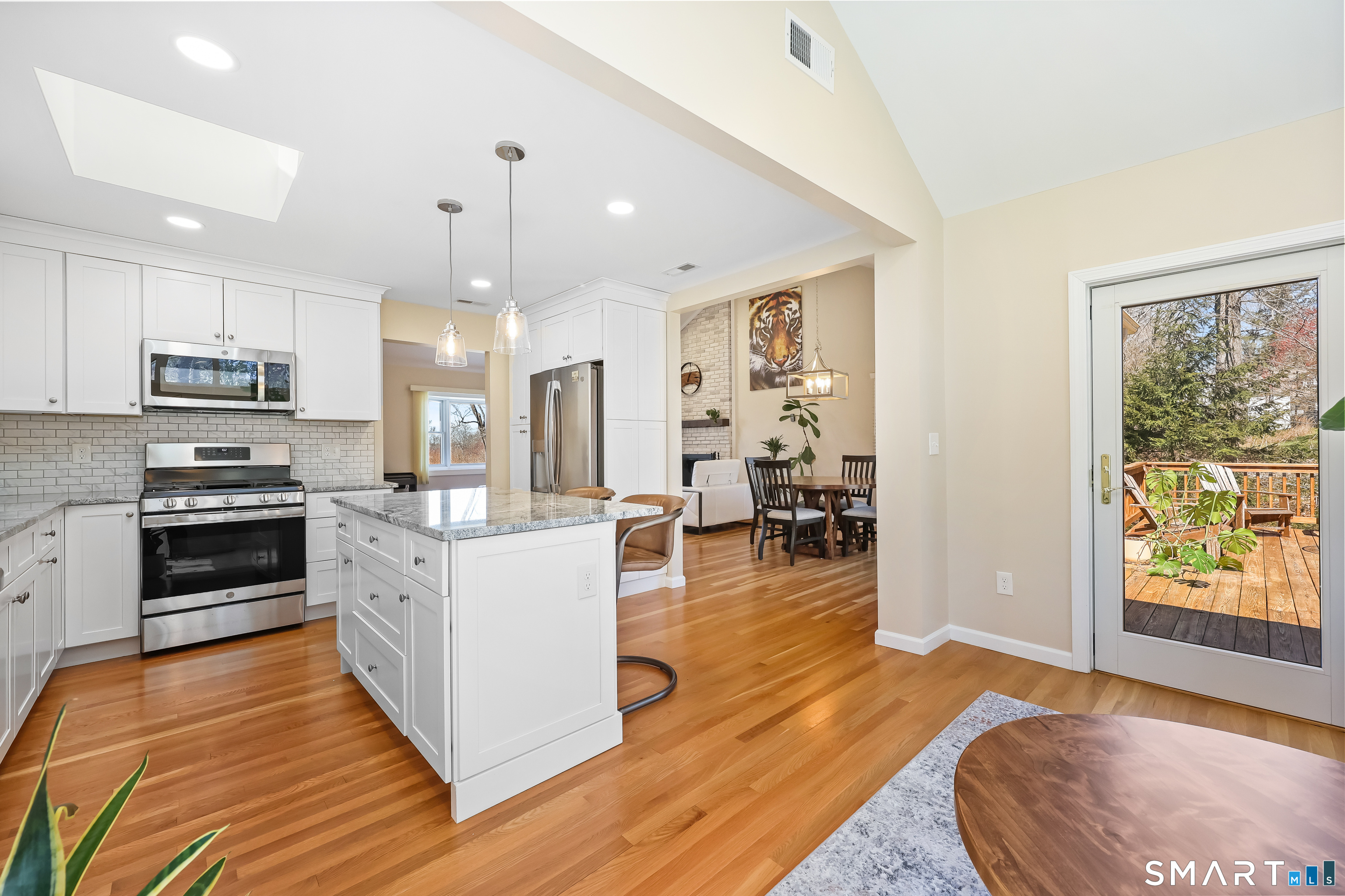 262 Ivy Hill Road Ridgefield, CT 06877 - Photo 10 of 30