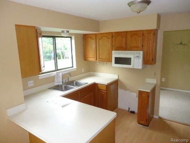 406 North Willard Road Canton, MI 48187 - Photo 6 of 16