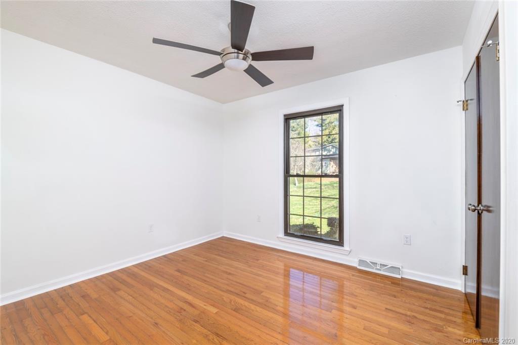 5 Melton Rd Extension Candler, NC 28715 - Photo 6 of 29 Gallery Image 6