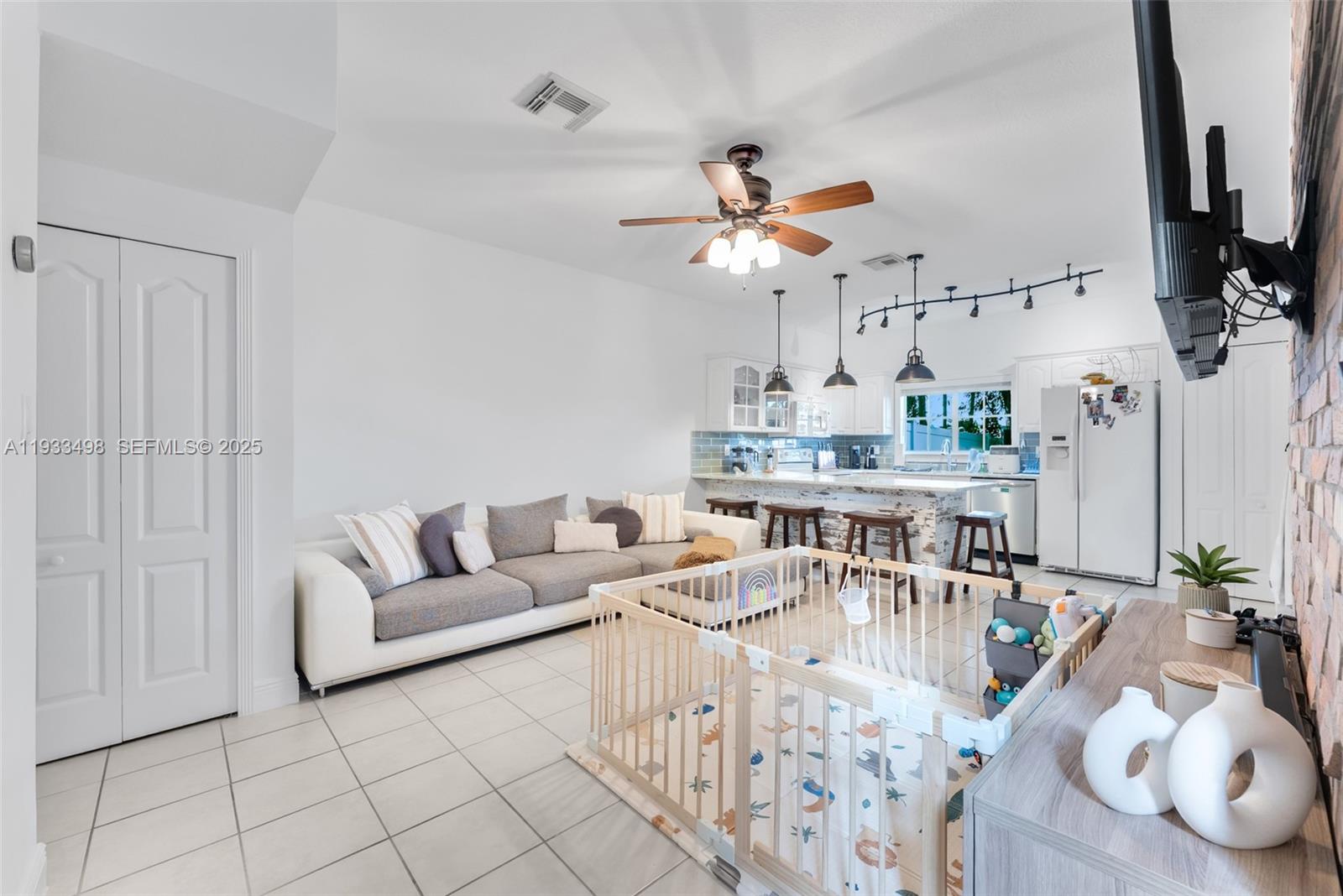 12925 Southwest 49th Court Miramar, FL 33027 - Photo 12 of 29