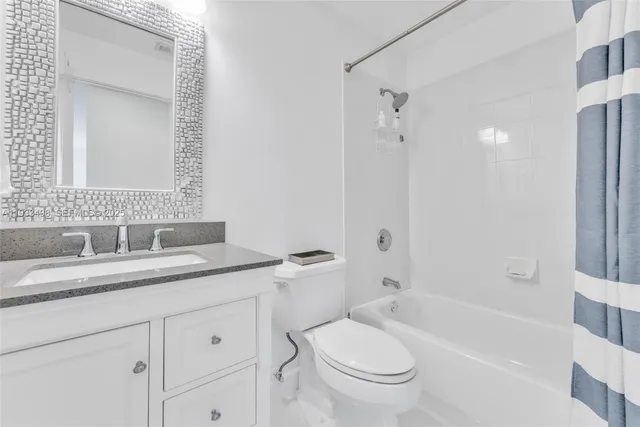 $550,000 | 12925 Southwest 49th Court, Miramar, FL 33027