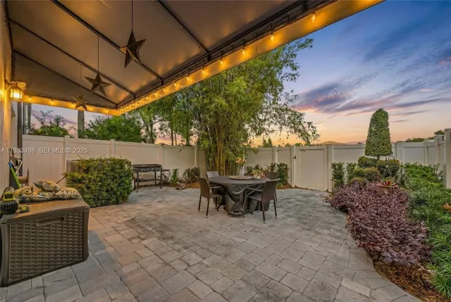 $550,000 | 12925 Southwest 49th Court, Miramar, FL 33027