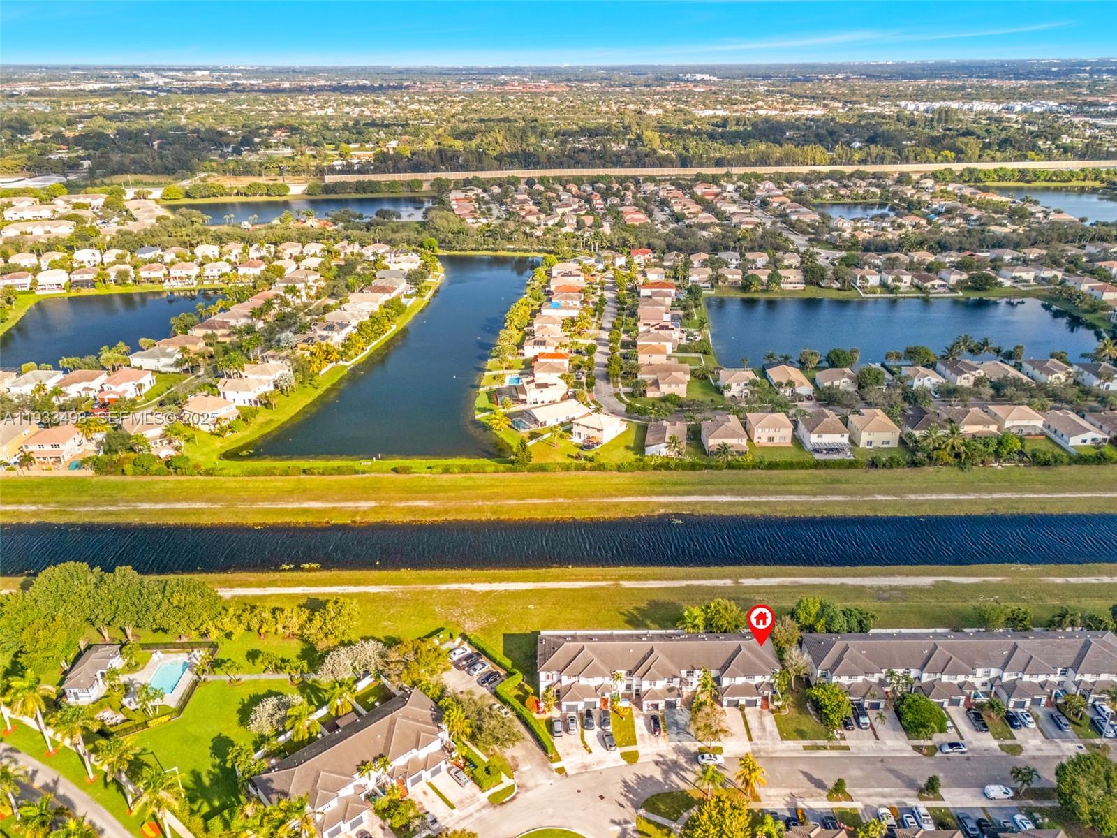 12925 Southwest 49th Court Miramar, FL 33027 - Photo 5 of 29