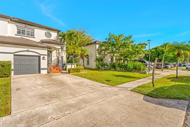 $550,000 | 12925 Southwest 49th Court, Miramar, FL 33027