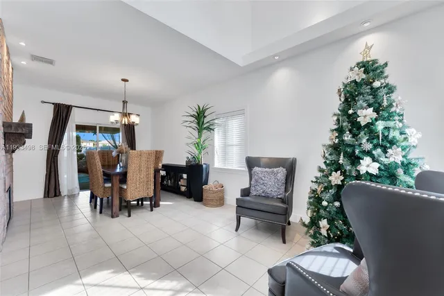 $550,000 | 12925 Southwest 49th Court, Miramar, FL 33027