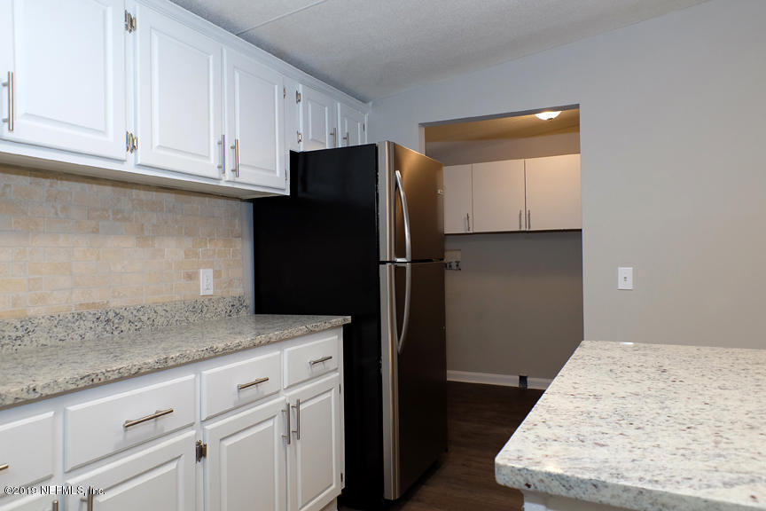 13433 Grover Road Jacksonville, FL 32226 - Photo 12 of 36 Granite Counter Tops