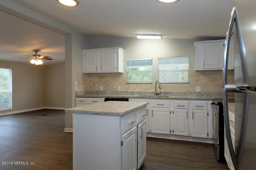 13433 Grover Road Jacksonville, FL 32226 - Photo 13 of 36 013
