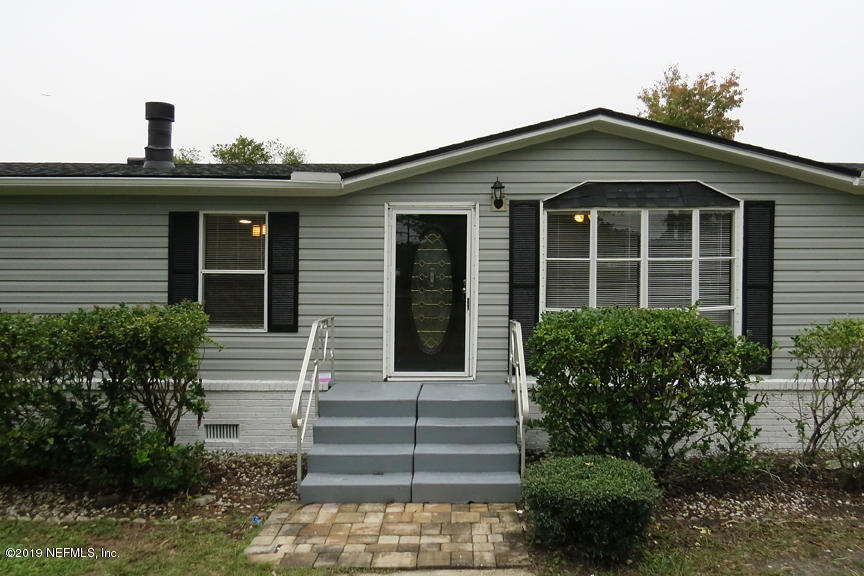 13433 Grover Road Jacksonville, FL 32226 - Photo 5 of 36 005