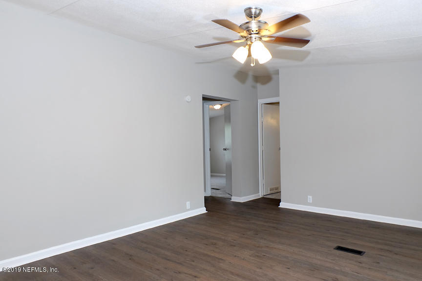 13433 Grover Road Jacksonville, FL 32226 - Photo 6 of 36 View From Front Entry
