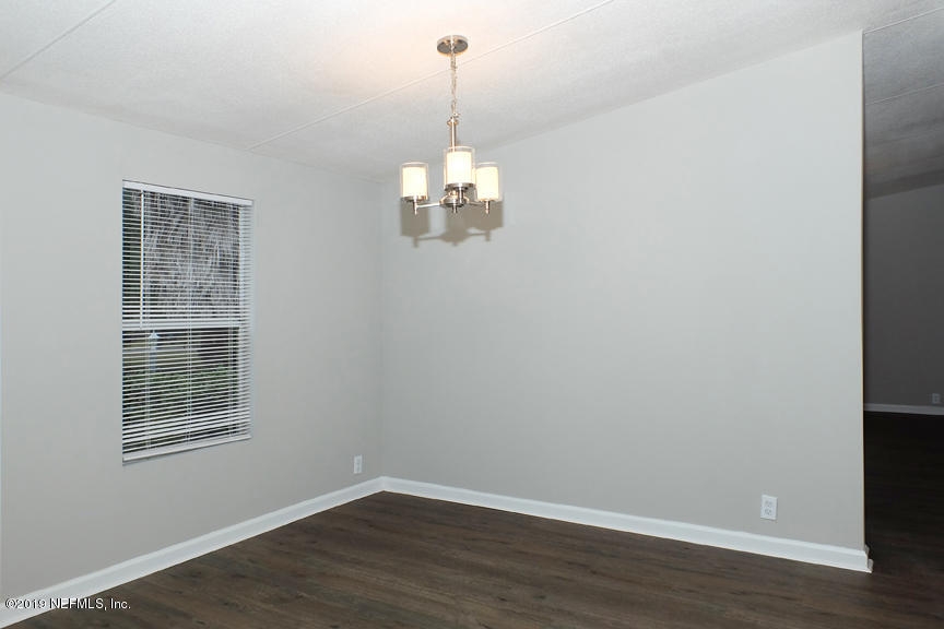 13433 Grover Road Jacksonville, FL 32226 - Photo 8 of 36 Formal Dining Room