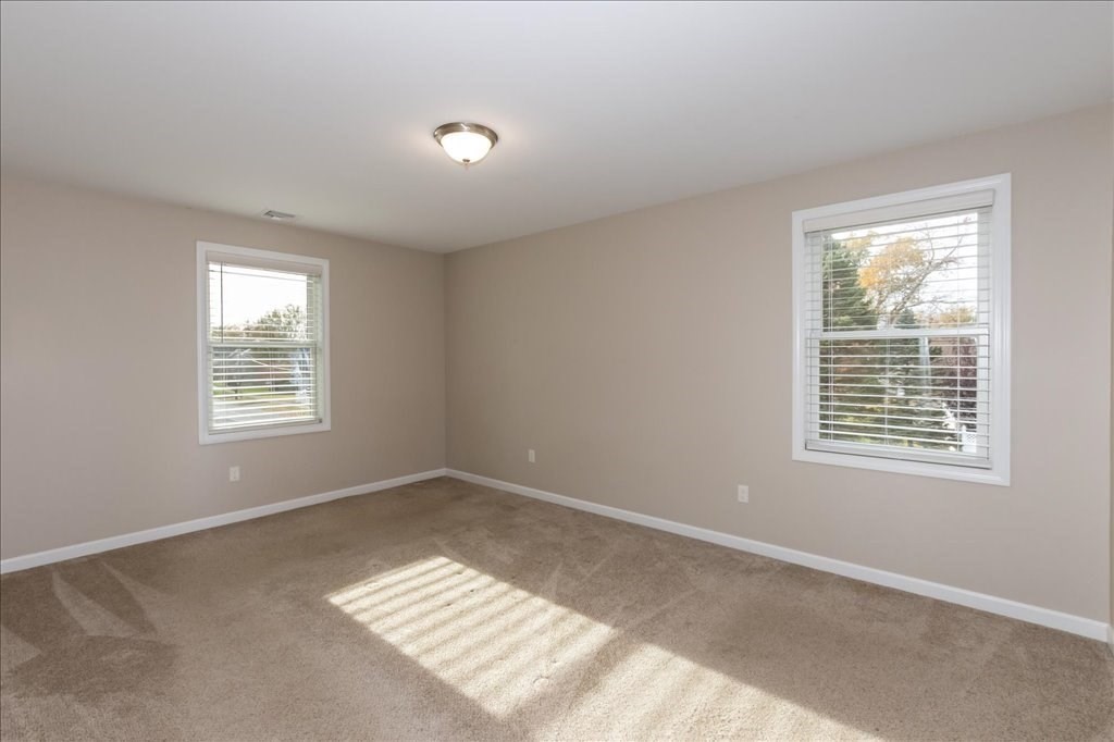 841 Newbury Street Springfield, MA 01104 - Photo 19 of 36 Gallery Image 19