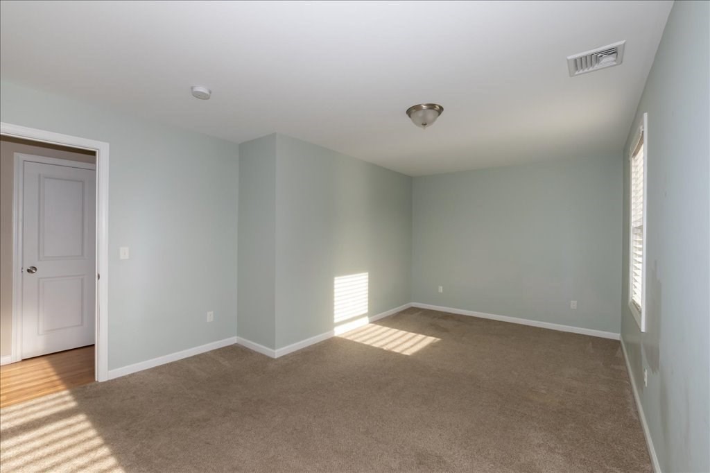 841 Newbury Street Springfield, MA 01104 - Photo 26 of 36 Gallery Image 26
