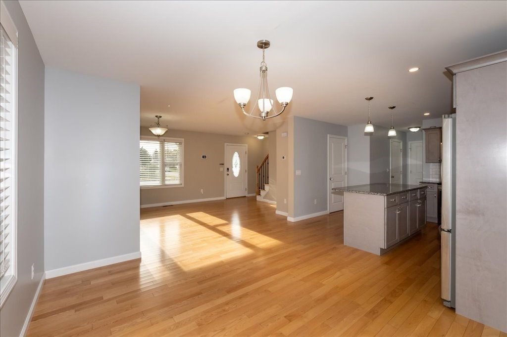 841 Newbury Street Springfield, MA 01104 - Photo 6 of 36 Gallery Image 6
