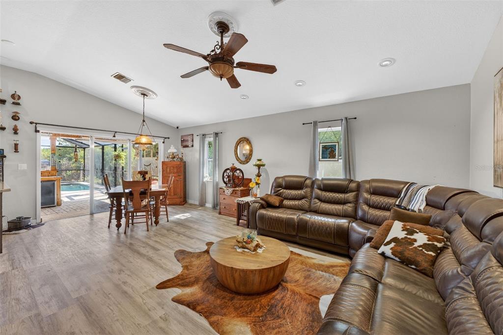 113 Sesame Road West Rotonda West, FL 33947 - Photo 8 of 40