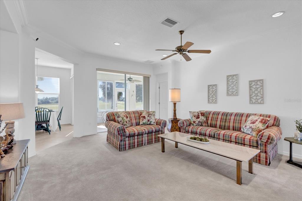 12592 Southeast 97th Terrace Road Summerfield, FL 34491 - Photo 8 of 41