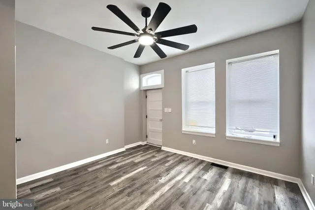 $285,000 | 240 East King Street, York, PA 17403