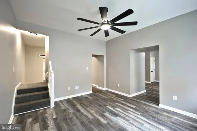 $285,000 | 240 East King Street, York, PA 17403