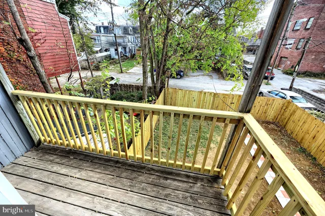 $285,000 | 240 East King Street, York, PA 17403