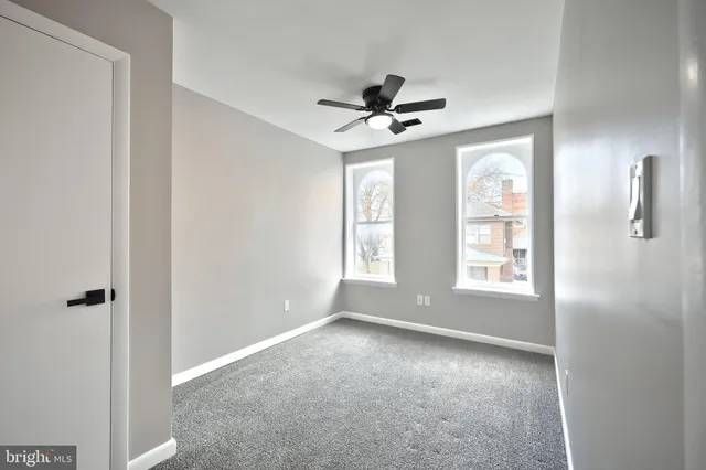 $285,000 | 240 East King Street, York, PA 17403