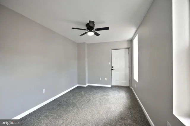 $285,000 | 240 East King Street, York, PA 17403