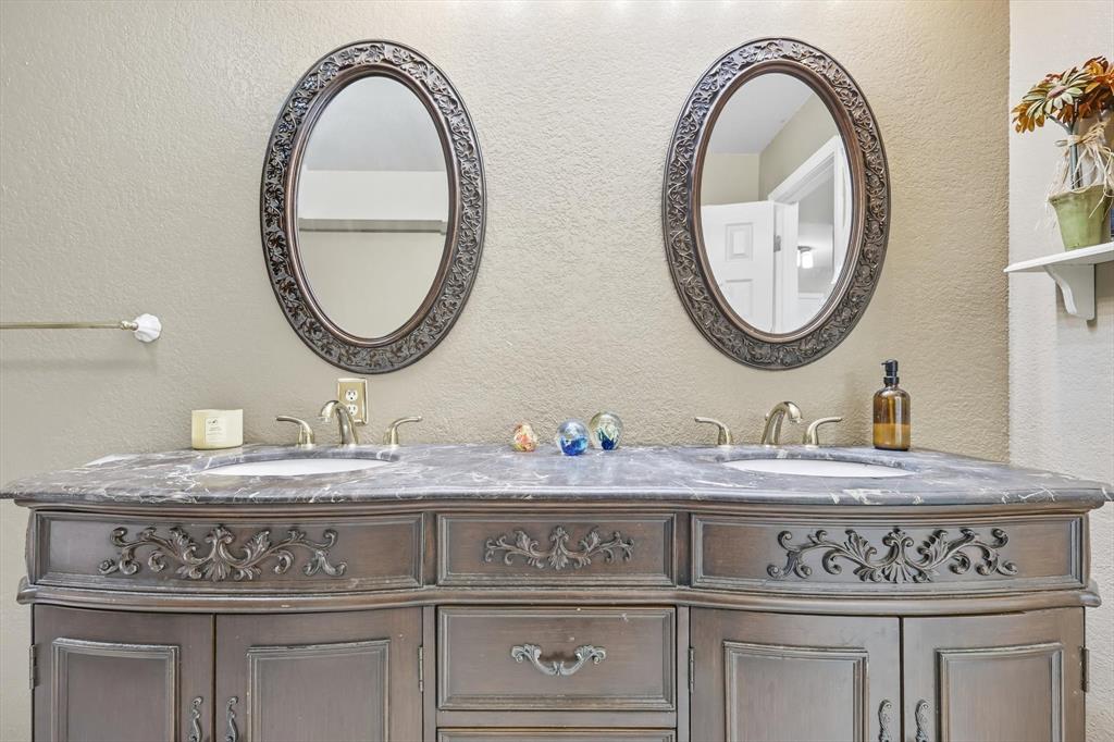 10594 Sam Reynolds Road Justin, TX 76247 - Photo 25 of 40