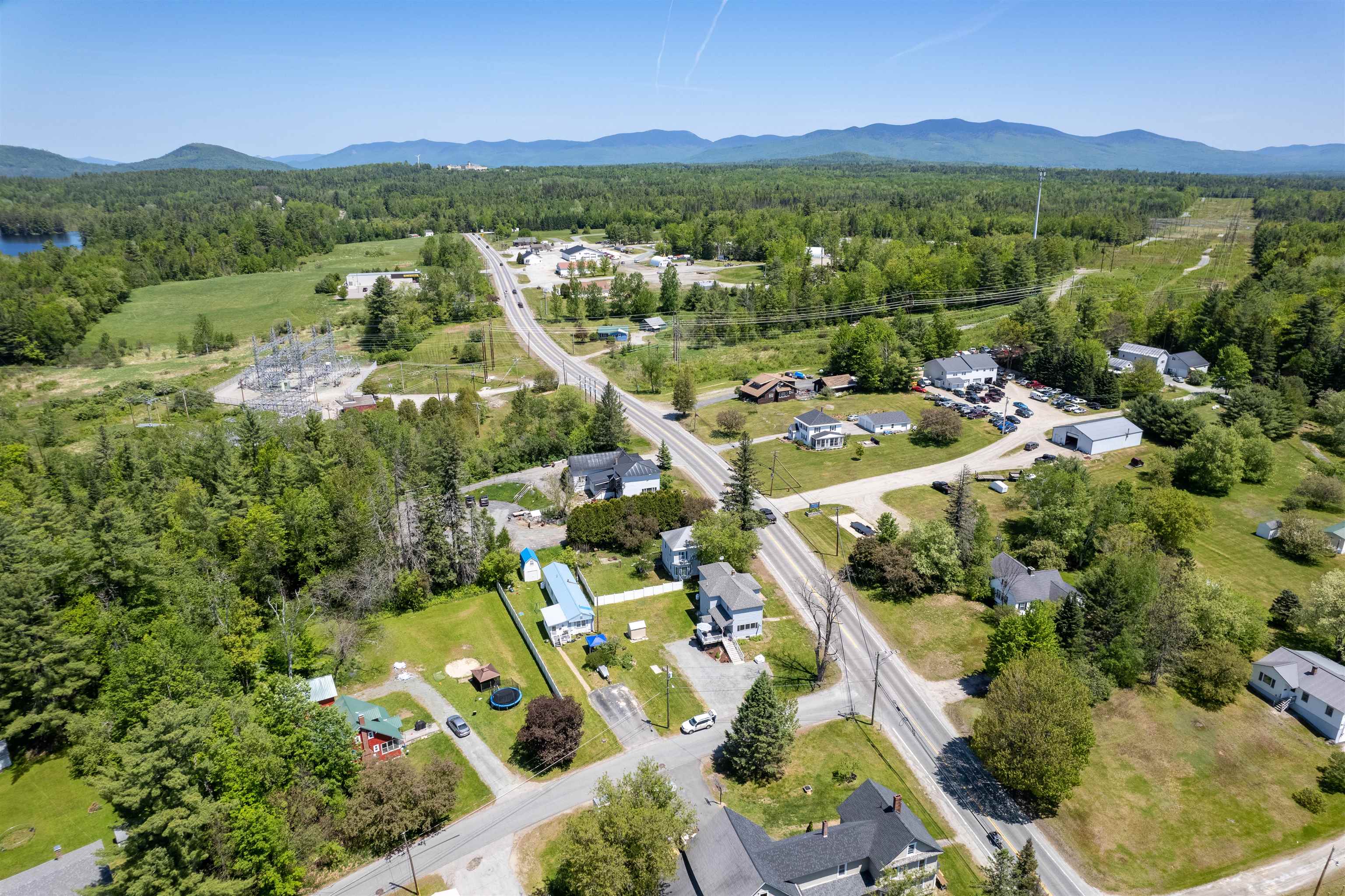 61 Lancaster Road Whitefield, NH 03598 - Photo 7 of 40